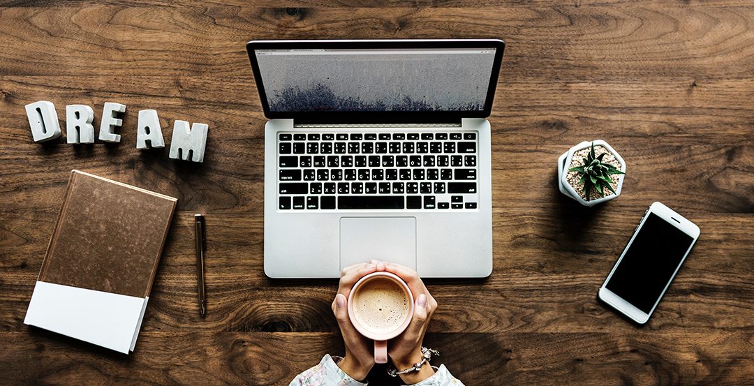 Image of laptop and the word Dream for small business